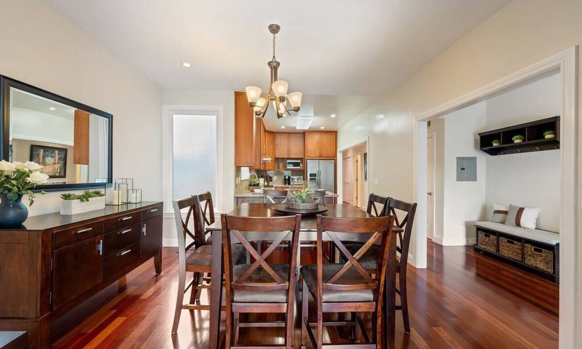 Inner Richmond Condo | Refined 3BR Retreat in the Heart of Inner Richmond, Near Presidio, Golden Gate Park & Clement Street