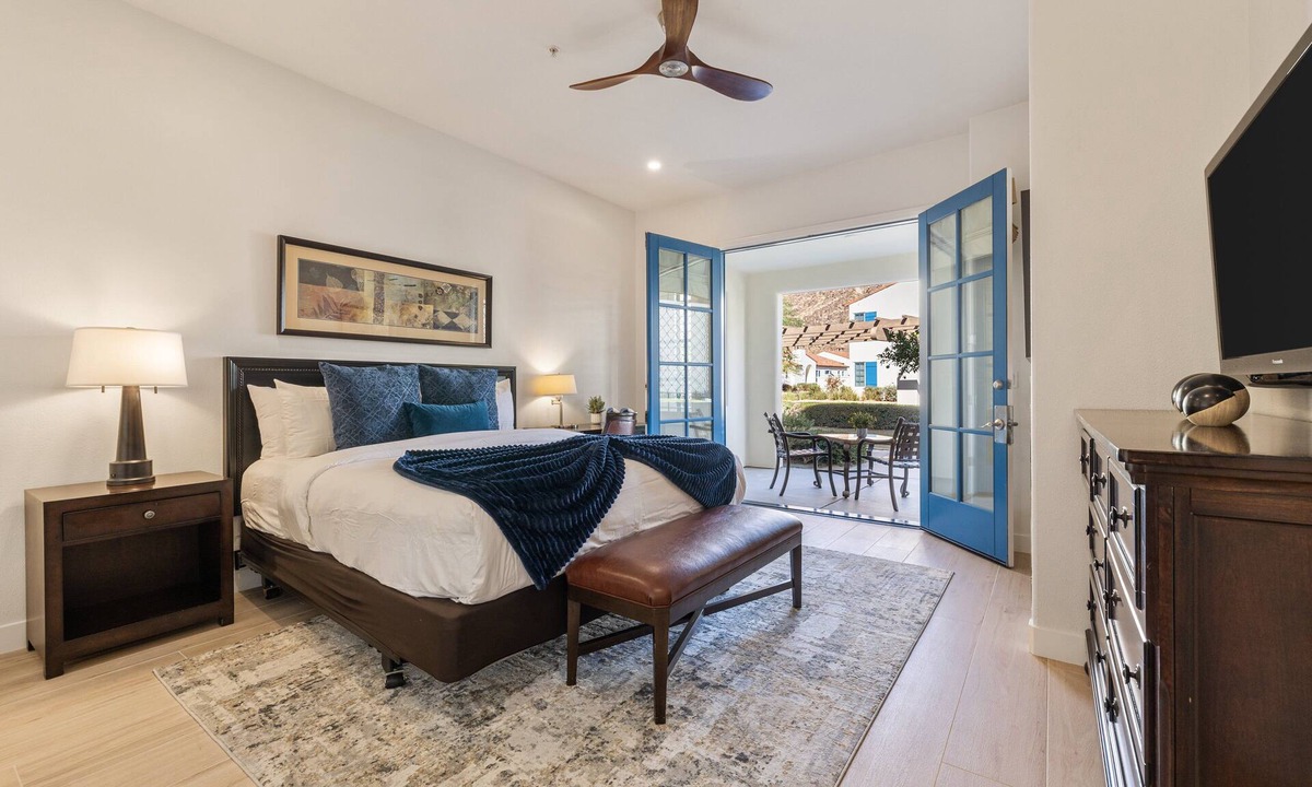 La Quinta Condo | Remodeled Deluxe King Casita, Pet Friendly! (T37-B)