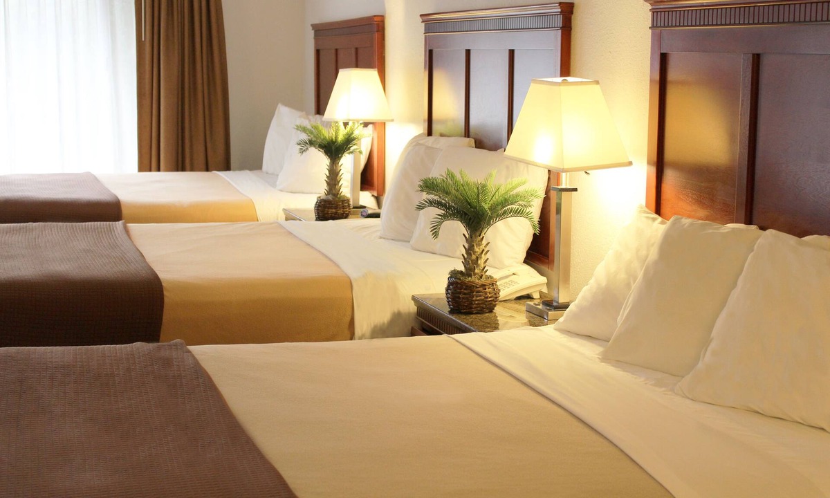 Santa Clara Hotel | Rodeway Inn
