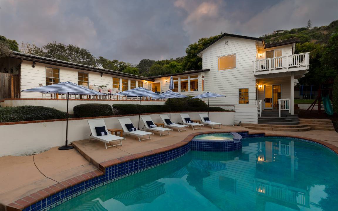Hidden Valley House | Romero by AvantStay Stunning Villa Close to Beach w/ Pool & Spa