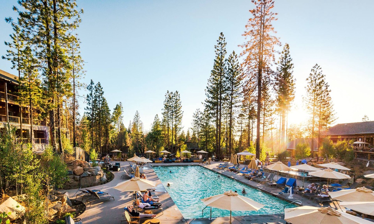 Groveland Hotel | Rush Creek Lodge and Spa at Yosemite