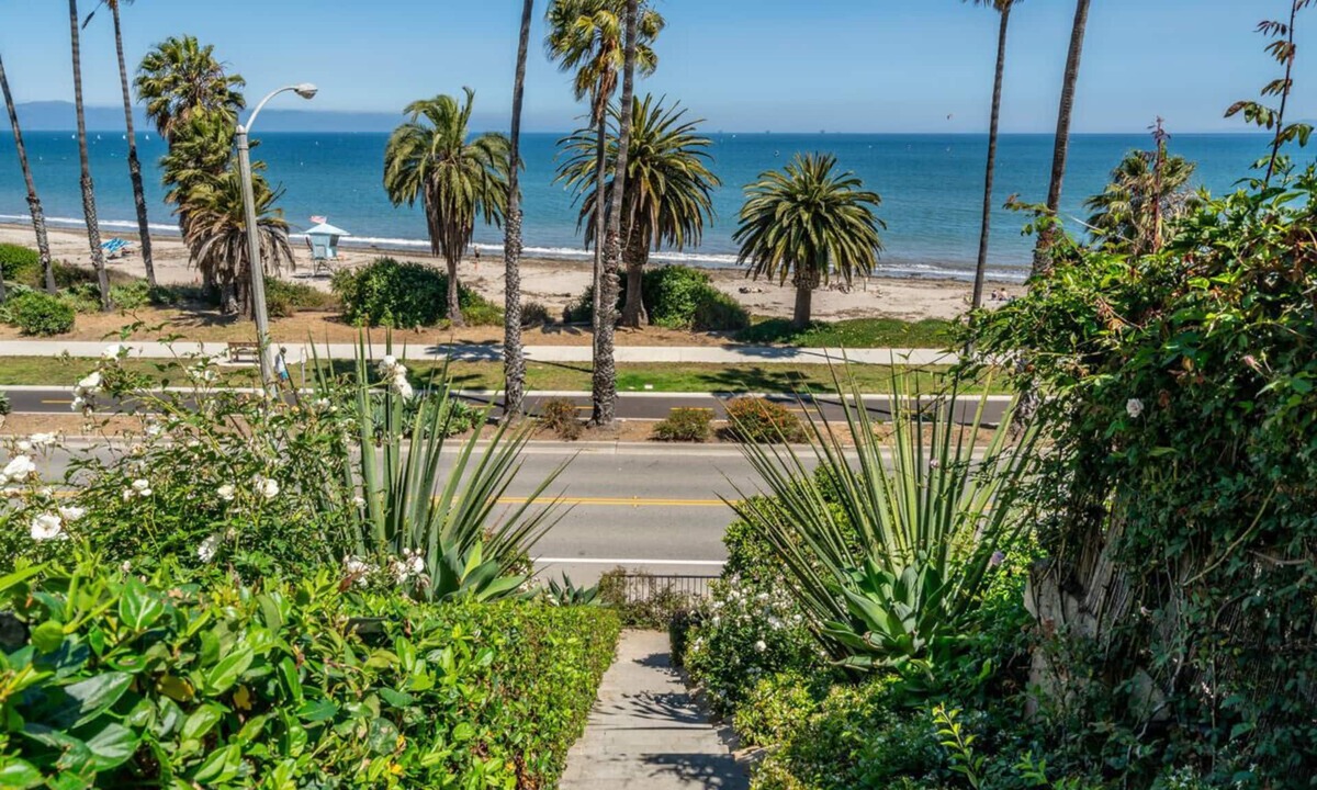 Santa Barbara Apartment | SeaCliff - Harbor View - Oceanfront Luxury in Santa Barbara