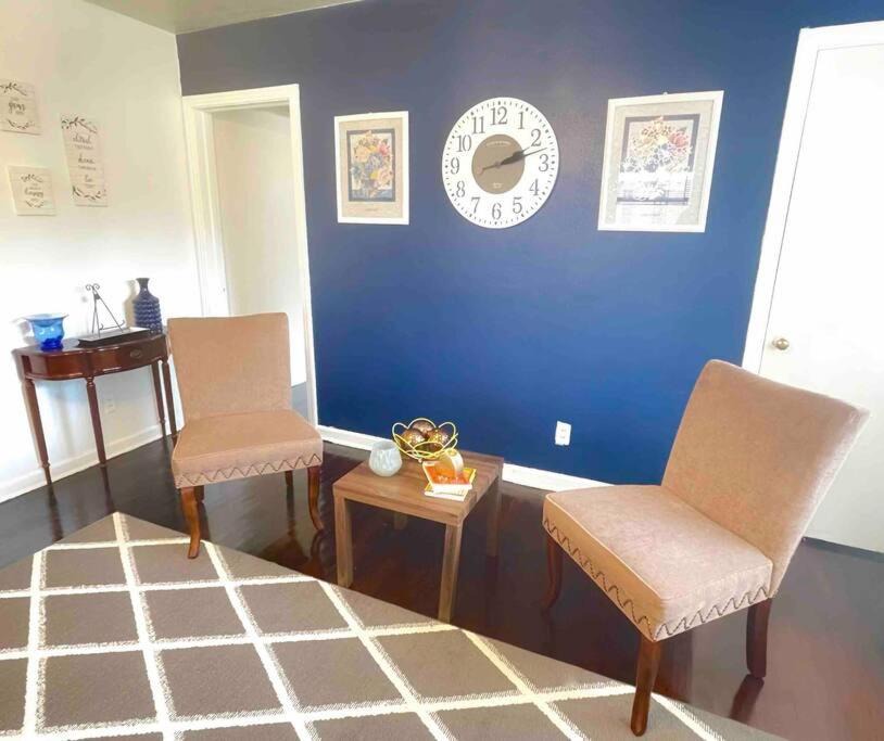 Arlington House | Secluded+Spacious 4BRFamily Home+Self-CheckIn+Wifi