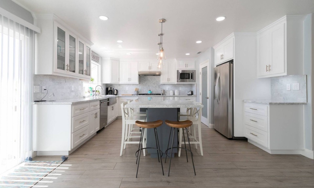Livermore House | Semi secluded retreat/remote office/City escape. A getaway On 100 acres ranch