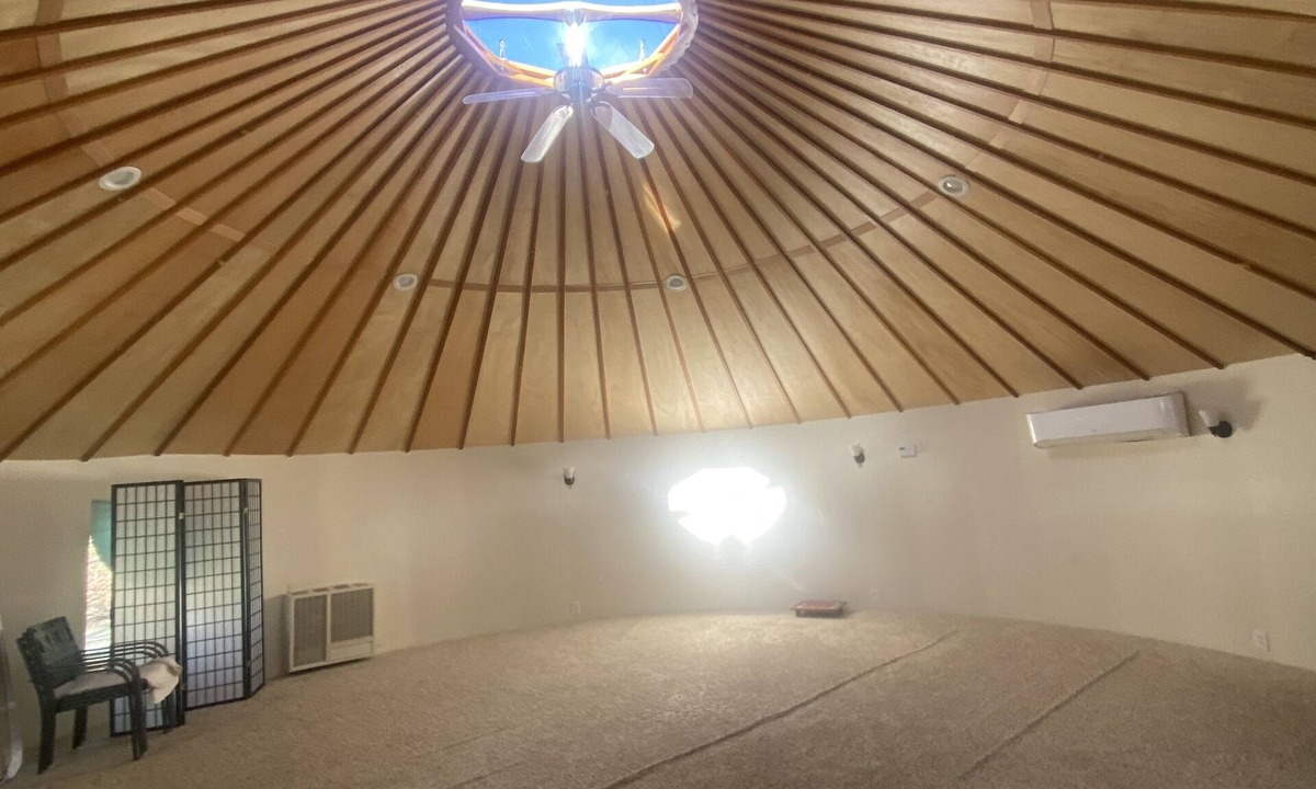 Orosi Hotel | Seven Circles Lodge&Retreat,up to 30+ guests near Kings Canyon National Park