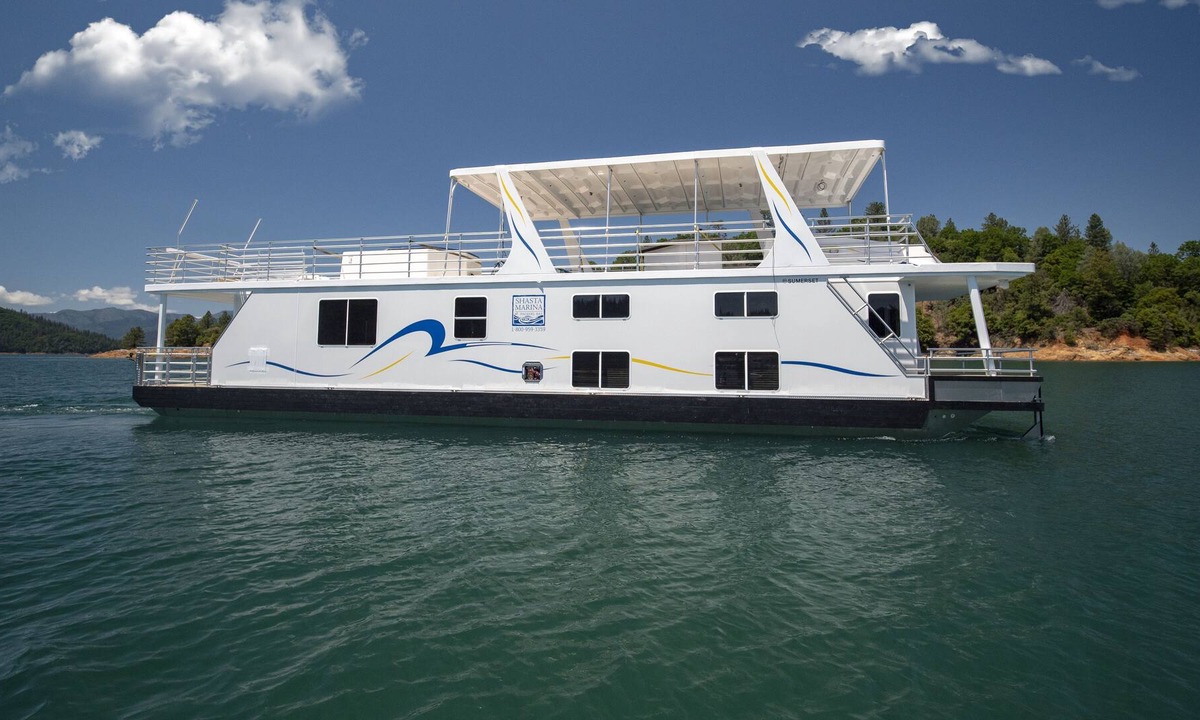 Marina At Packers Bay Sumerset Houseboat | Lakehead