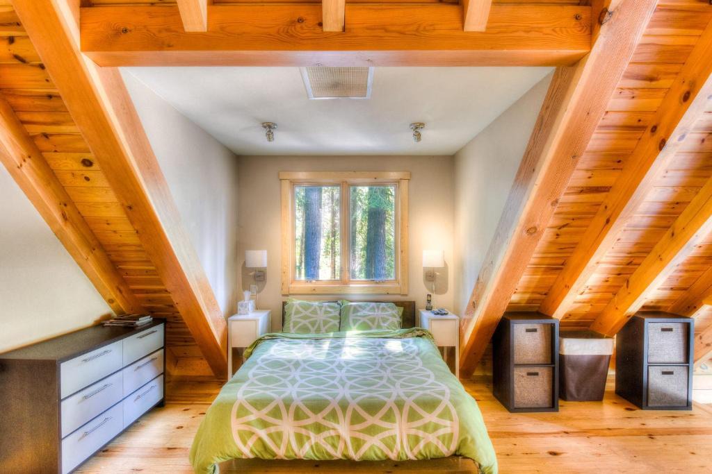 Country Club Estates House | Shining Shire