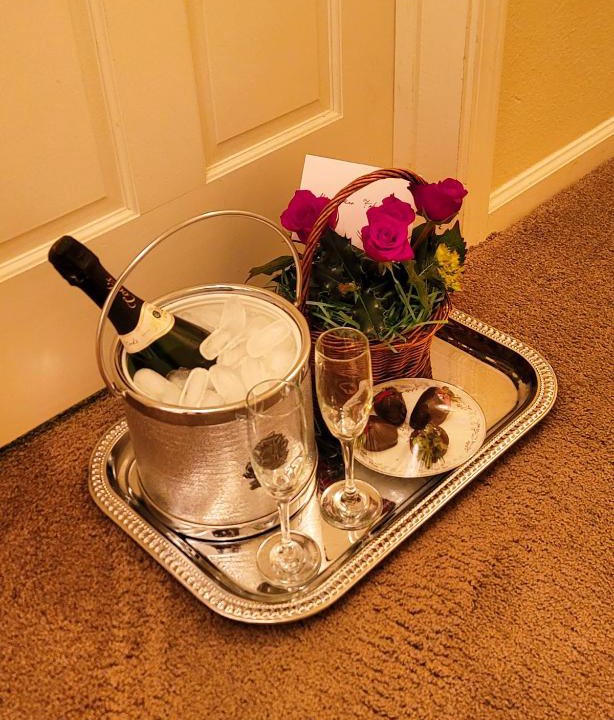 Crescent City Bed & Breakfast | Shiraz Boutique African Suite B&B