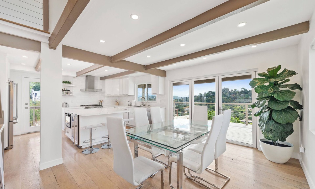 Silver Lake House | Silver Lake Hills Home with Views Patio Near Sunset Junction