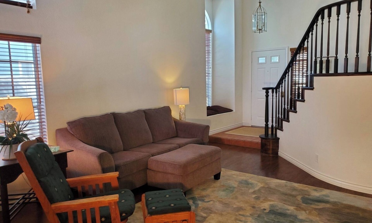 Via Marina House | Snowbird Rental 2-bedroom house in peaceful Port Hueneme - Ventura Area.