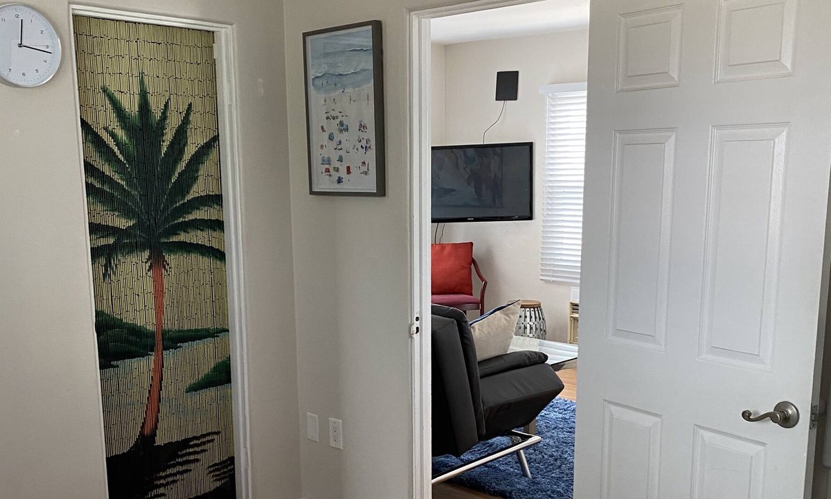 South Park Apartment | South Park view deluxe 1 bedroom with large Deck