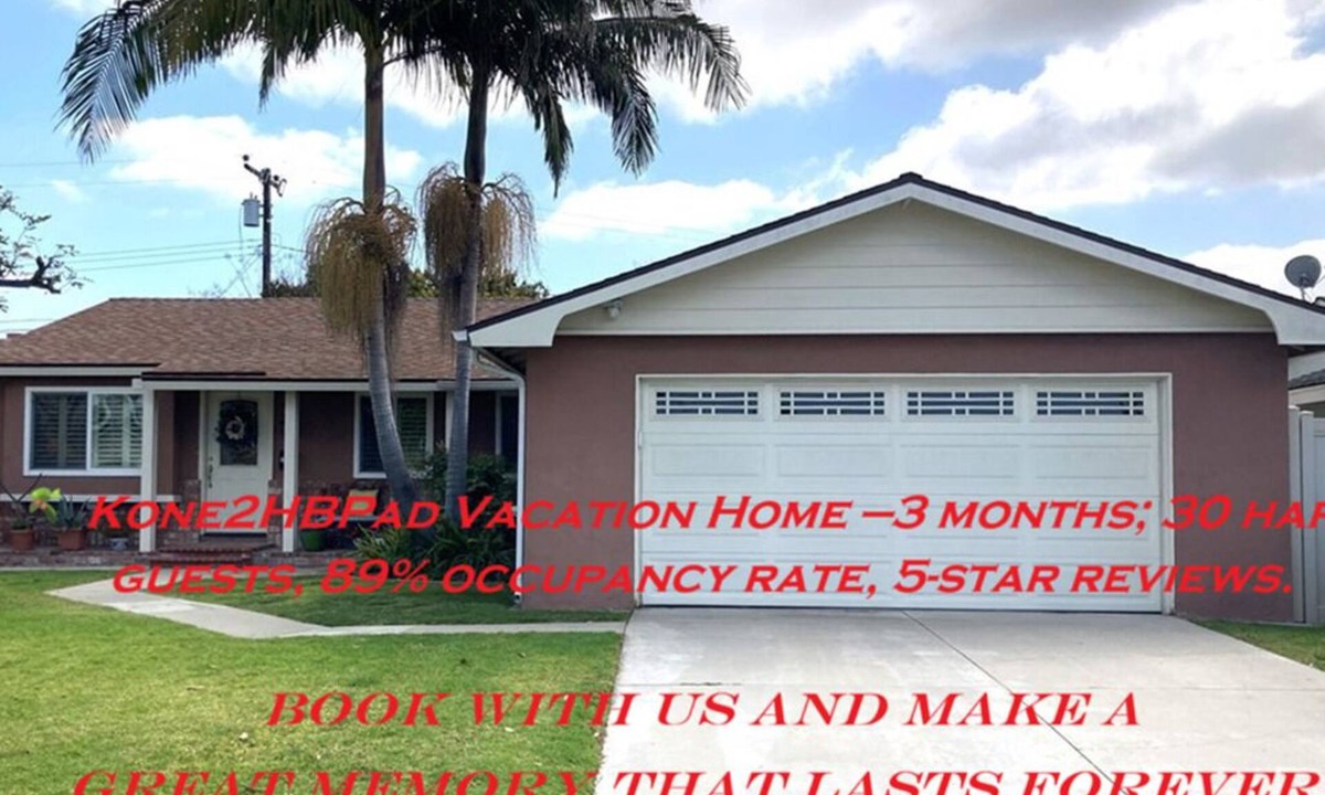 Huntington Beach House | Spacious HB Retreat–Walk to Beach-Perfect 4 Pacific Airshow-Whole House