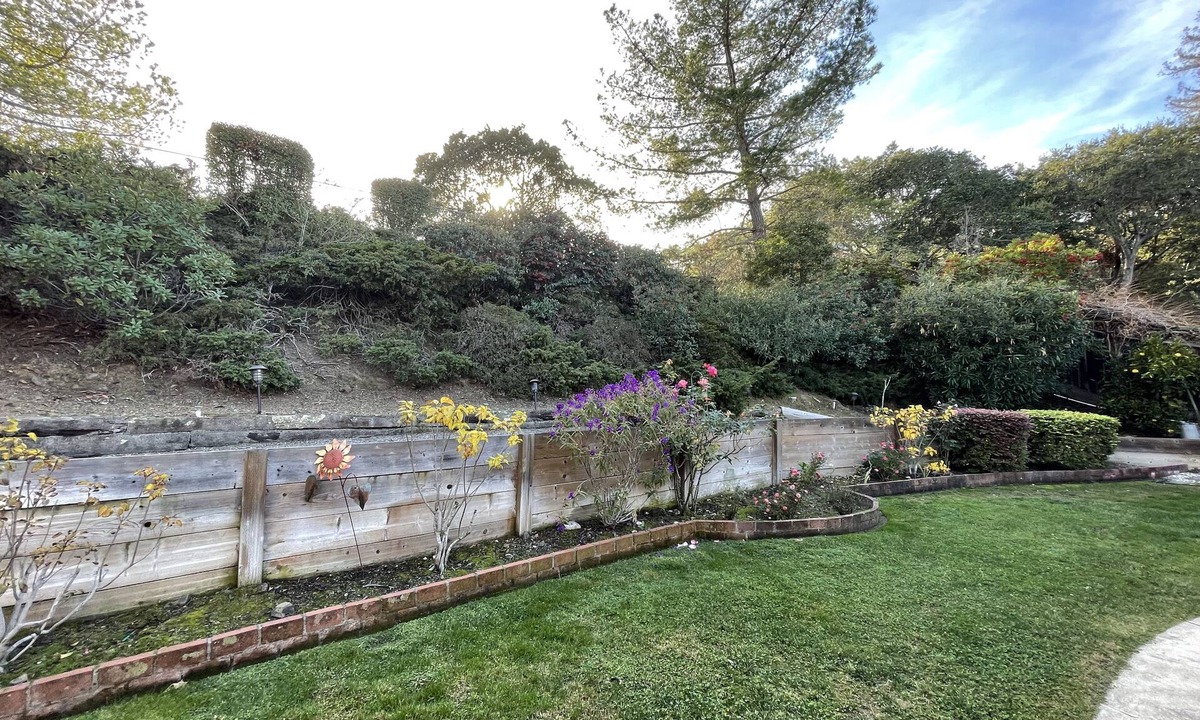 San Carlos House | Spacious, pet friendly 3BR perfect for families!