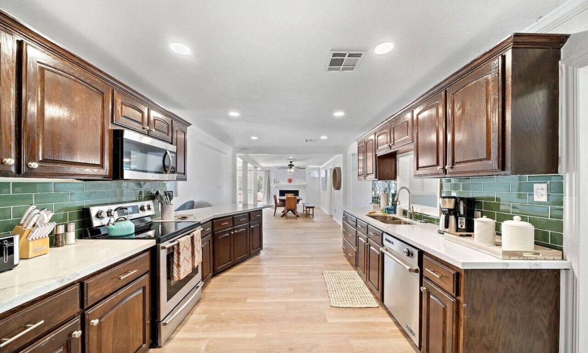 La Porte House | Sprawling estate with private pool and game room and guest house