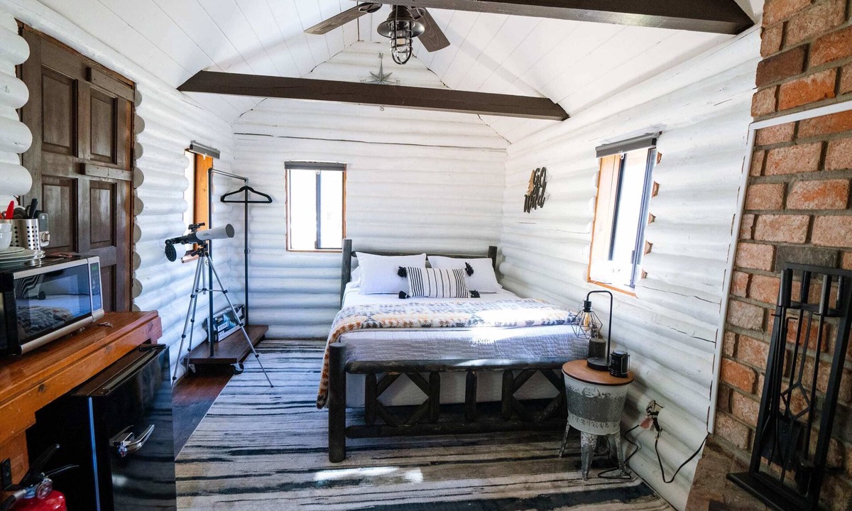 Mount Laguna Cabin | Stargazer Summary: St