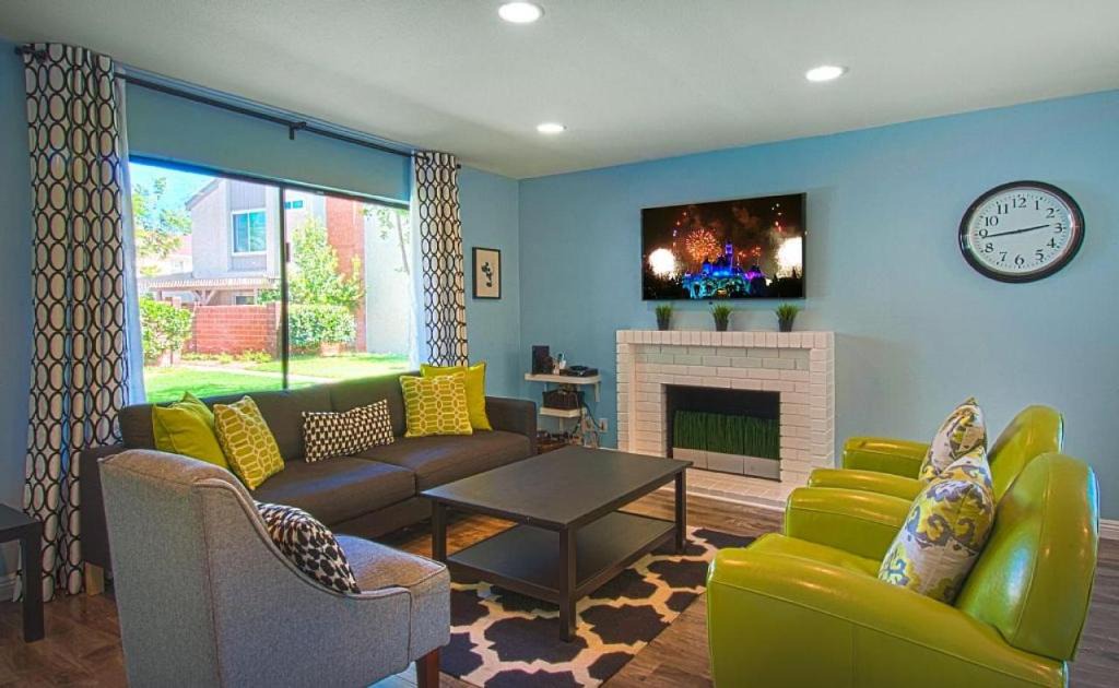 Anaheim Resort House | Suite Escapes 2