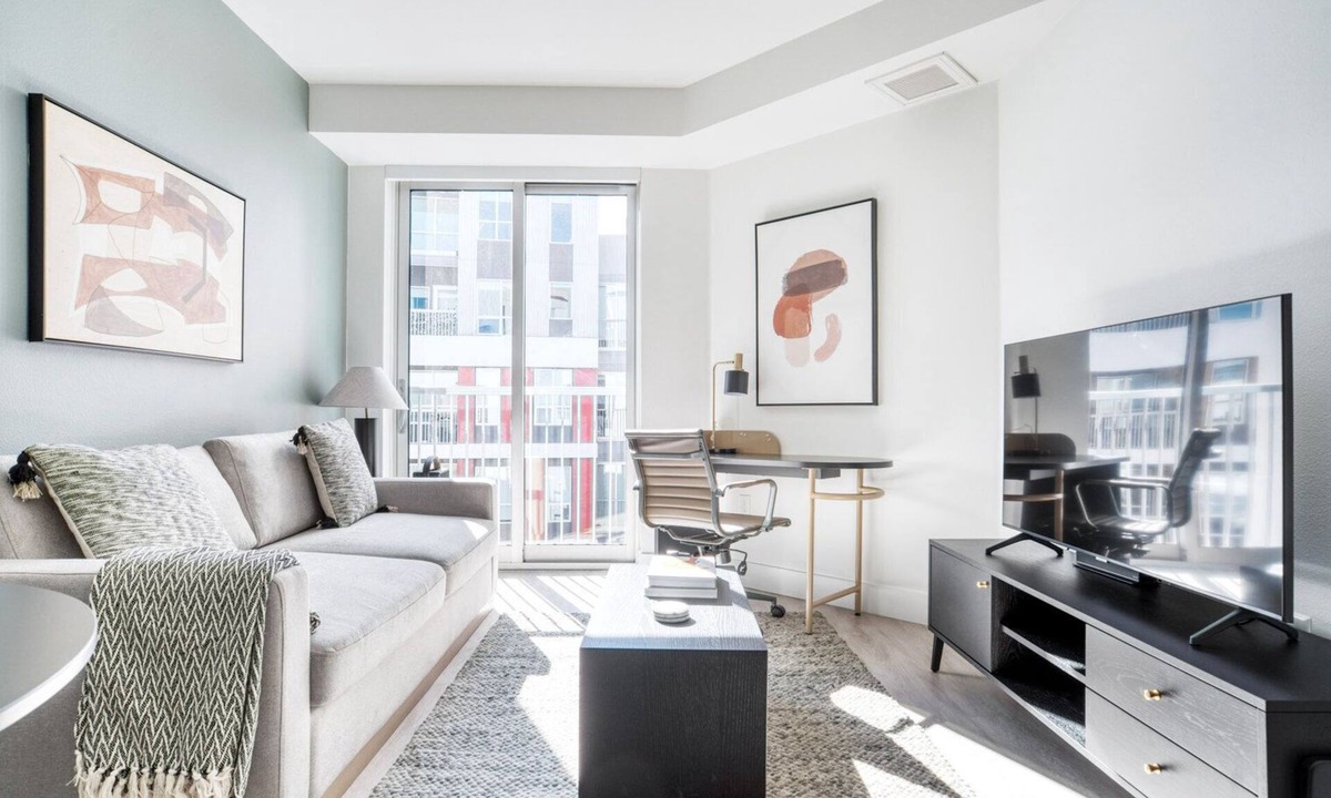 Centennial Apartment | Sunlit Redwood City 1BR w/W/D, Lounge & Gym, nr Caltrain, by Blueground