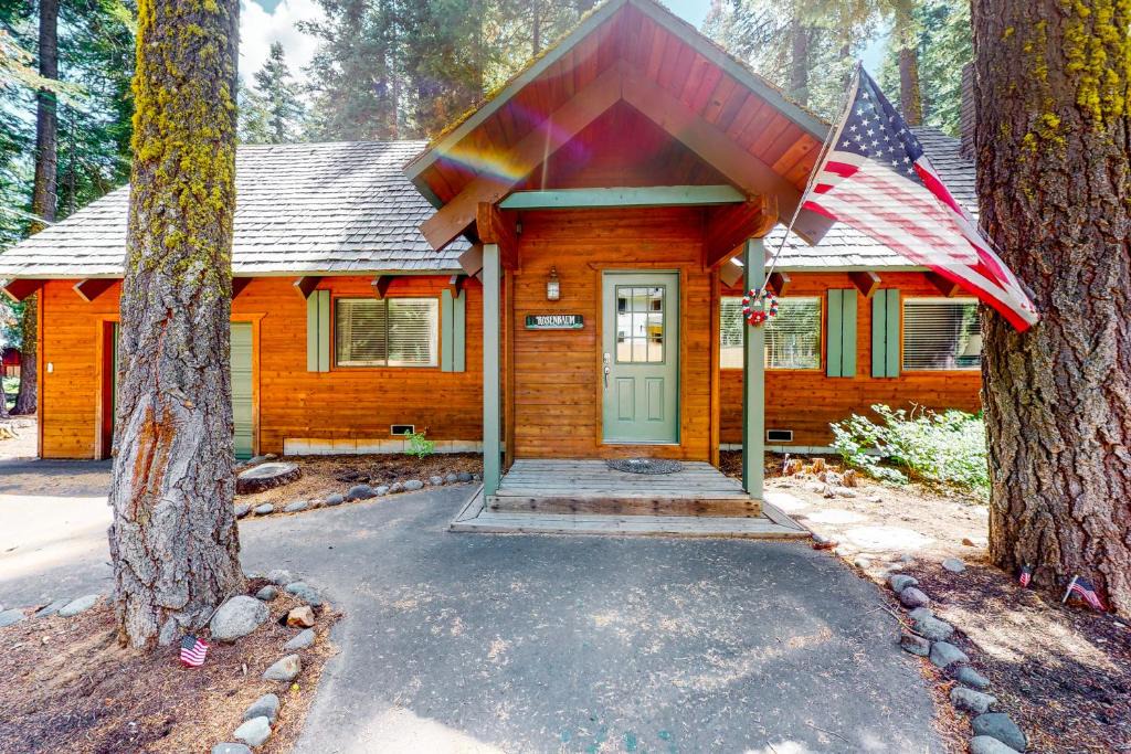 Tahoe Pines House | Tahoe Pines Cabin