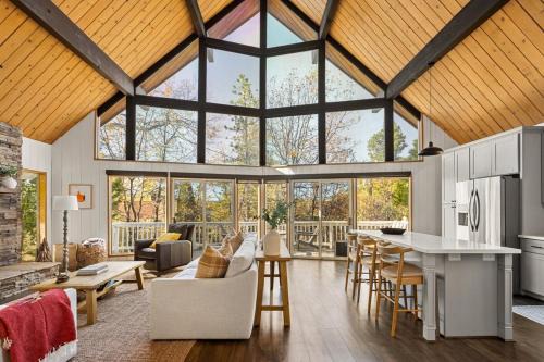 Lake Arrowhead House | The Crown A-Frame Gated Central AC Lake Access