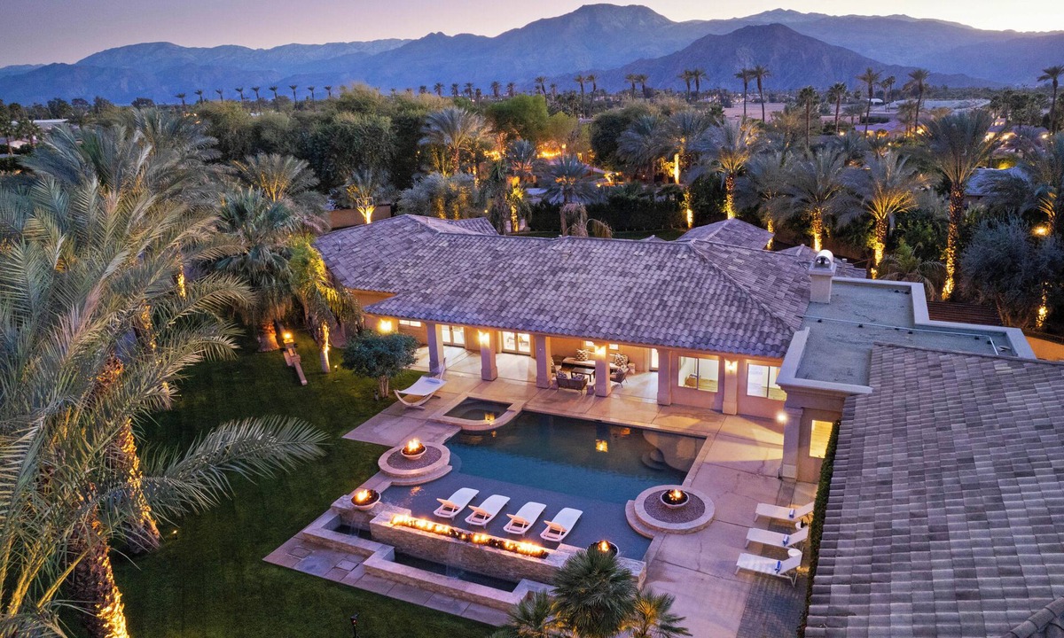 Indio Villa | The Date Palm Estate by AvantStay | Luxurious Private Retreat!
