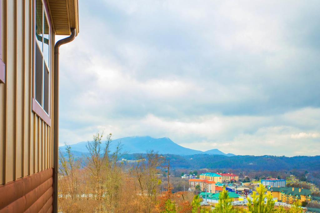 Pigeon Forge Hotel | The Lodges of the Great Smoky Mountains