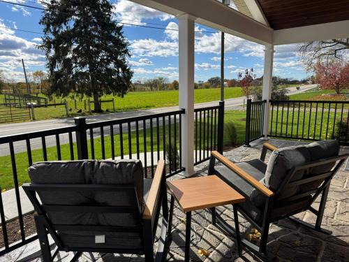 Ronks House | The Place Next Door – Stylish Amish-Country Stay