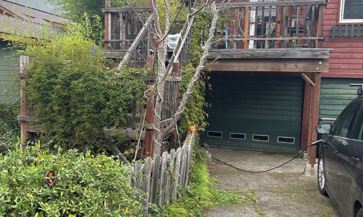 Guerneville Cottage | Tranquil cottage just a short walk to the Russian River in Guerneville