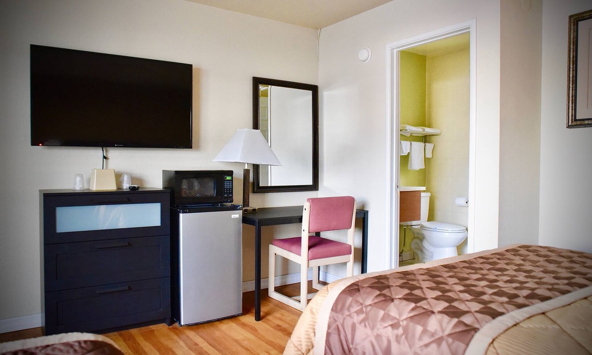 Travel Inn | Downtown