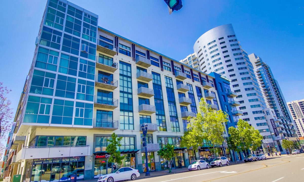East Village Condo | Ultra Luxury Penthouse in downtown San Diego