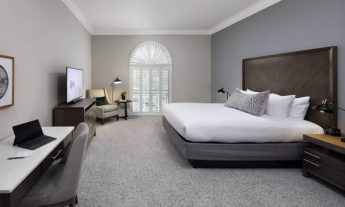 Winters Hotel | Unbeatable Location! Two Modern and Pet-friendly Units with Free Parking!