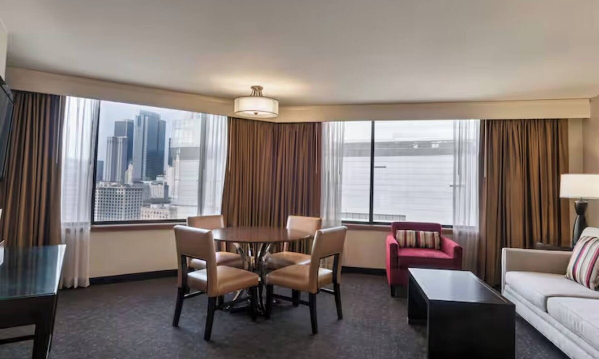 Little Tokyo Hotel | Urban Stay by MOCA & Walt Disney Concert Hall Area – Cultural Center