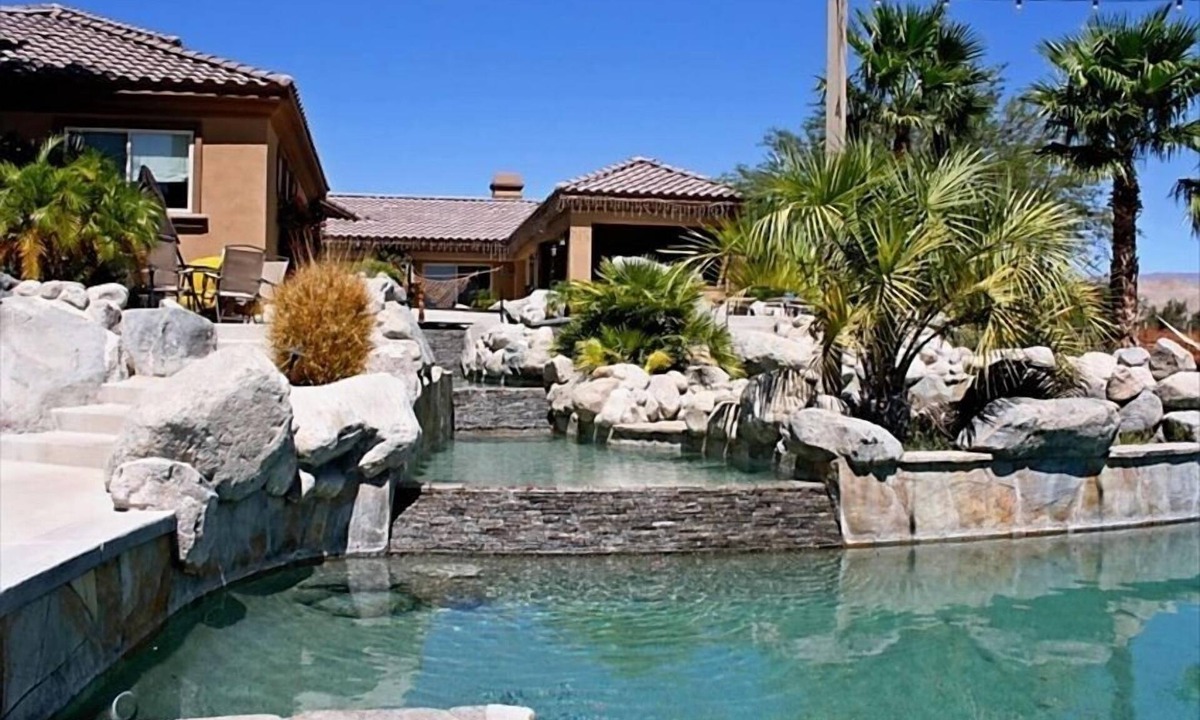 Thousand Palms House | Very Private Luxury Estate