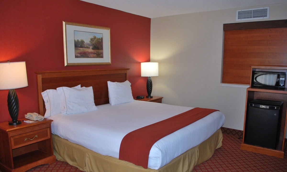 Solvang Hotel | Vinland Hotel and Lounge