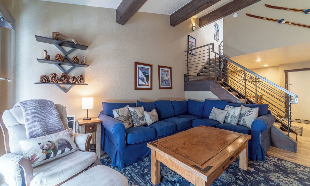 Mammoth Lakes Condo | Walk to Ski Condo, Pool, Spa, Gym, Tennis 398