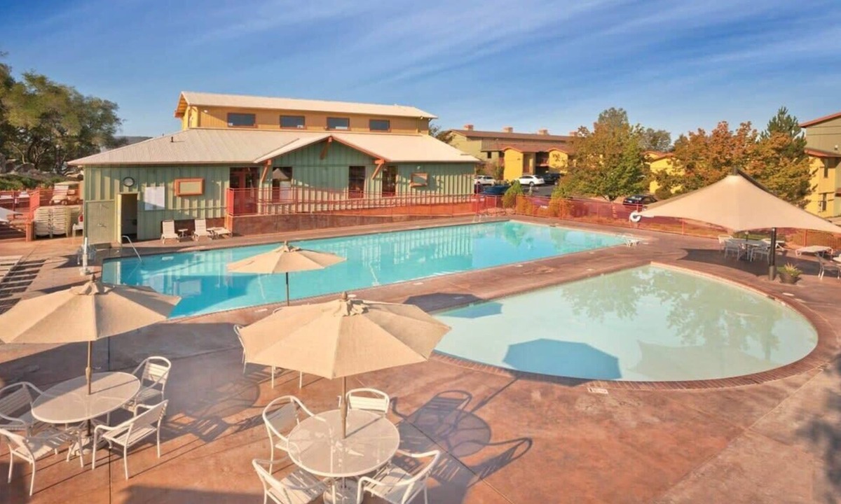 Angels Camp Condo | Wyndham Angels Camp | 3BR Suite | Resort Amenities