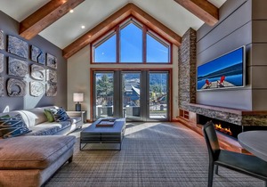 107 m² Condo ∙ 2 bedrooms ∙ 6 guests