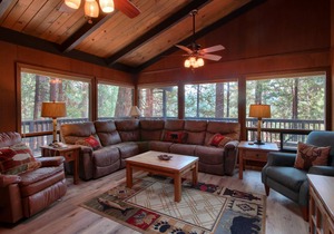125 m² Cabin ∙ 3 bedrooms ∙ 9 guests