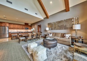 158 m² Condo ∙ 3 bedrooms ∙ 8 guests