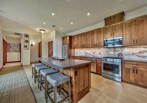 158 m² Condo ∙ 3 bedrooms ∙ 8 guests