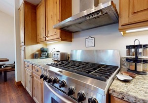 226 m² Condo ∙ 3 bedrooms ∙ 10 guests