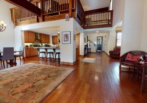 251 m² House ∙ 2 bedrooms ∙ 8 guests