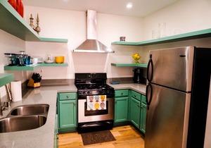 2BR Modern La Jolla Condo, in a boutique building in the heart of Bird Rock
