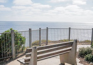 2BR Modern La Jolla Condo, in a boutique building in the heart of Bird Rock