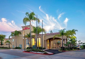 3-Star Hotel ∙ Hilton Garden Inn San Diego/Rancho Bernardo
