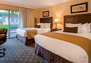 3-Star Hotel ∙ Best Western Plus Pepper Tree Inn