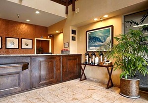 3-Star Hotel ∙ Pacifica Lighthouse Hotel Trademark Collection by Wyndham