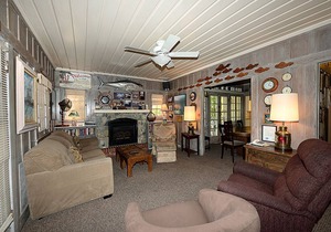 359CA: Charming Family Home, 3 Blocks to Beach, Restaurants and Shops, WIFI - 35