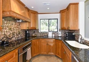 824 Oak Creek At Silverado 3 Bedroom Condo by RedAwning