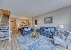 A13: Bahia Vista 2 Bdr + 2.5 Bath Townhouse Style Condo