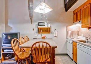 (A210) Loft Condominiums